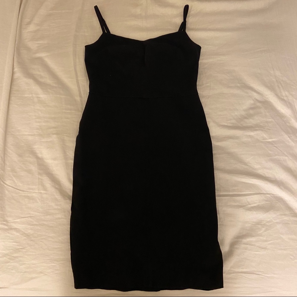 ❤️ black mid length dress from Banana Republic